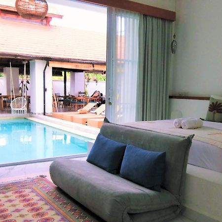 Keramas Moonlight Villa Exterior photo
