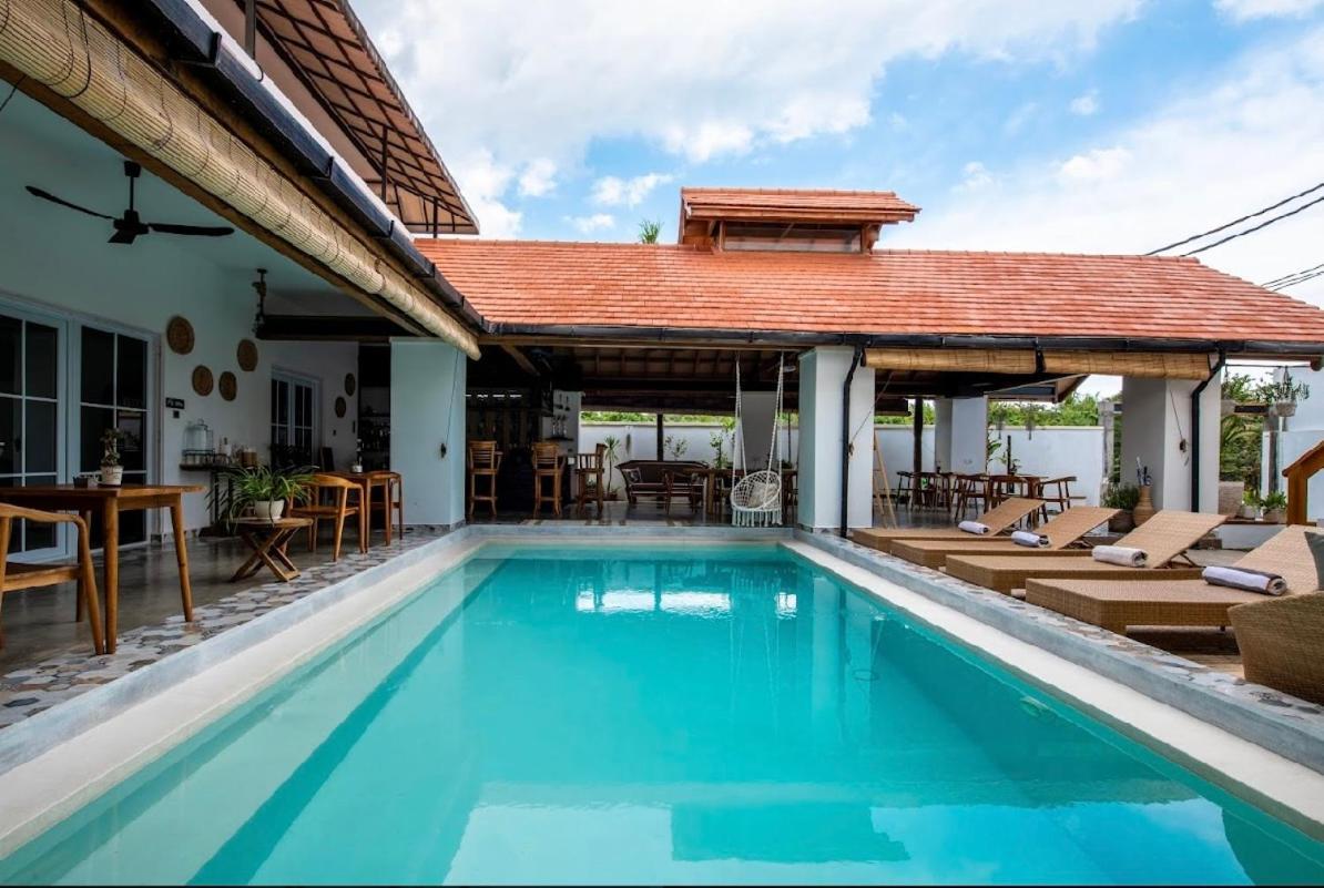 Keramas Moonlight Villa Exterior photo