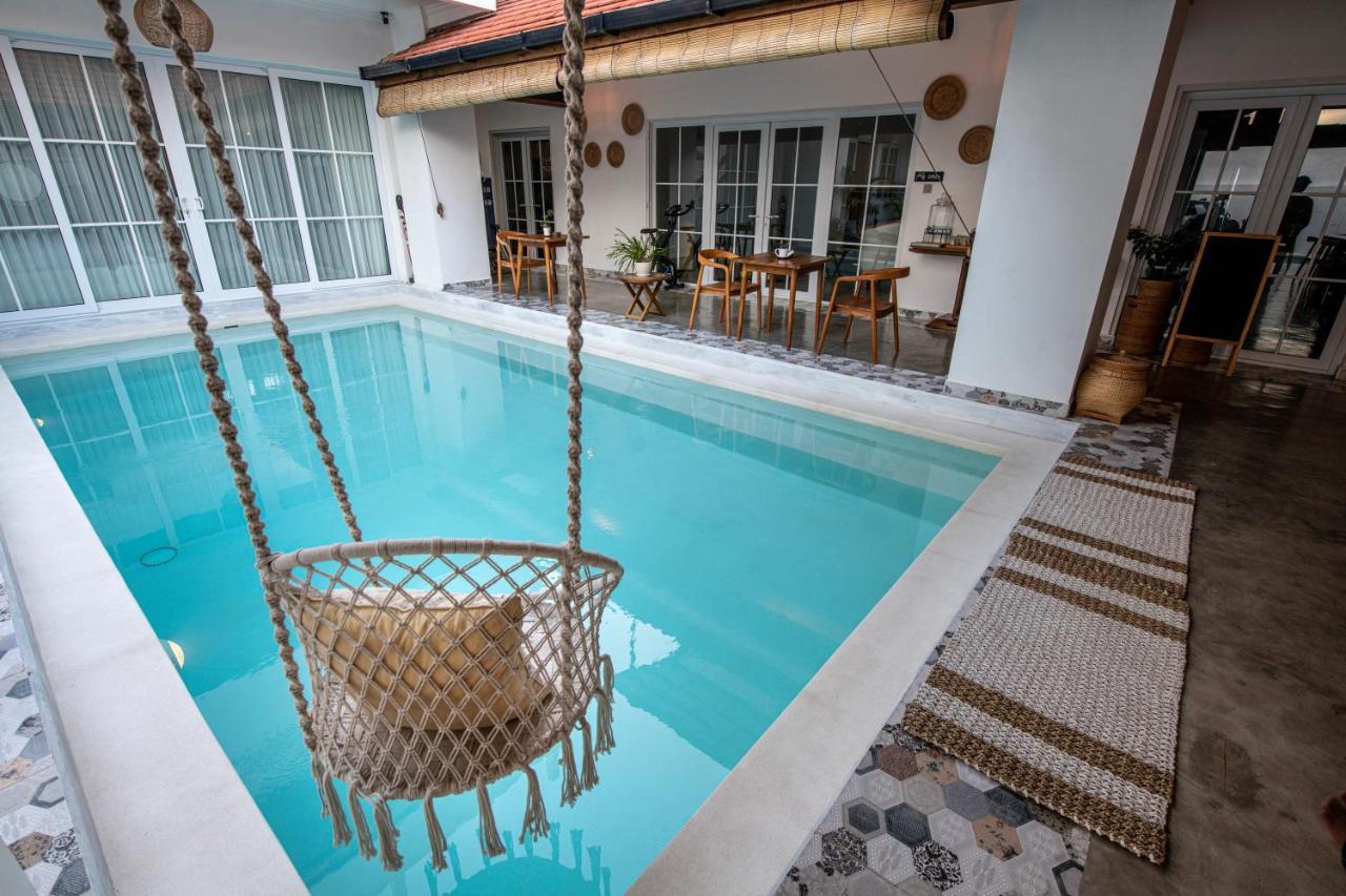 Keramas Moonlight Villa Exterior photo